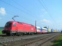1216 148-7 (part of the best) ist mit einer ROLA Richtung Salzburg unterwegs;090923
