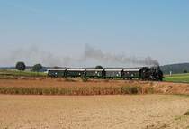 Am 26.09.2009 und am 27.09 2009 ist ab Korneuburg bis Ernstbrunn die 3033 im Auftrag der Erlebnisweltbahn unterwegs. Diese Aufnahme entstand am 26.09.2009 im Gleisbogen nach dem Bahnhof W�rnitz-Hetzmannsdorf Richtung Ernstbrunn.
