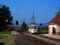 Tw 1122 f�hrt anl�sslich der Feier  20 Jahre VRN  als RNV-Express zwischen Bad D�rkheim und Mannheim. Aufgenommen am 27.9.2009 in Ellerstadt West.