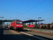 101 094 f�hrt mit dem IC 2013 durch Ludwigshafen-Oggersheim. Aufgenommen am 27.9.2009