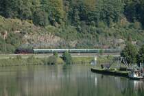 01 045 (eigentlich 01 066) bei Hirschhorn, 26.09.09.
