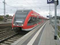 Hier 646 018-2 und 646 028-1 als Usedom Express nach Swinem�nde, bei der Ausfahrt am 25.9.2009 aus Angerm�nde.