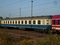Im Partyzug eingereihter Bm-Wagen am 26.September 2009 abgestellt in Bergen/R�gen.