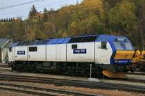 Velkomme tilbake! MAK DE 2700-09 der Cargolink - ehem. NSB Di 6.669 - in Domb�s; 30.09.2009 