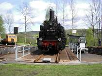 94 2105 wird gerade f�r die Fotografen im Bw Schwarzenberg gedreht