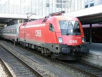 Am 3.Oktober 2009 stand die �BB 1116-229 in M�nchen Hbf bereit zur Abfahrt mit dem EC 83 nach Verona.