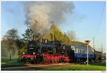 �GEG-Dampflok 657.2770 f�hrt auf der Museumsstrecke von Timelkam nach Ampflwang. 4.10.2009.