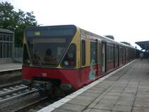 BR 480 als S46 im S-Bahnhof Berlin-Sch�neweide.