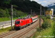 Kurz vor unserer R�cktour kam noch 1016 005-9 mit �BB IC 542  Skicircus Saalbach Hinterglemm Leogang  Wien Westbahnhof - Innsbruck Hbf. um die Kurve herbeigeeilt,am Esig von Schwarzach-St.Veit (�sterreichurlaub 14.08.09)