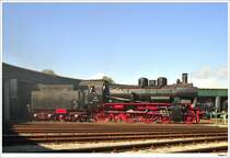 �GEG 38.1301 vor dem Rundlokschuppen in Ampflwang. 4.10.2009.