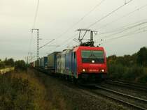 Hier die SBB Cargo (482 045-2). Wir ham ja mit viel gerechnet aber nicht mit ihr. naja mit ihr kann man aba bei uns meistens Rechnen. 09.10.2009 Obertraubling