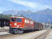 RhB G�terzug 5353 von Landquart nach Pontresina vom 06.09.1994 in Untervaz mit E-Lok Ge 6/6II 707 - Gb 5078 - Gakv 5409 - Gakv 5403. Hinweis: Lok hat noch Scherenpantograf.