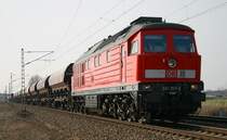 M�chtig Power setzt 241 353-2 am 16.03.05 nahe Halle-Zscherben frei.