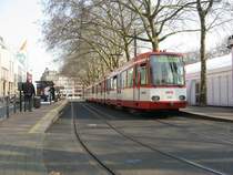 TW 2225 und ein weiterer Wagen stehen am 13. M�rz 2007 als Ausr�cker aus dem Btriebshof West in der Station Neumarkt (Nordseite). Sie machen hier eine Schleifenfahrt um in den Mauritziussteinweg einbiegen zu k�nnen. Fahren im Streckenverlauf der Linie 9 bis zur Haltestelle Z�lpicher Platz machen dort eine Eckfahrt auf die Ringstrecke bis zum Barbarossaplatz. Von hier aus geht es �ber Neumarkt (U-Bahnstation)-Dom / Hauptbahnhof-Ebertplatz nach Niehl Sebastian Stra�e, wo die Wagen auf der Linie 16 zum Einsatz kommen.