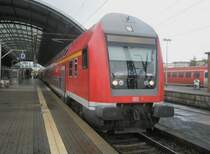 Hier ein RE5 von Halle(Saale) Hbf. nach Leipzig Hbf, �ber Leipzig-Halle Flughafen, diese stand am 18.10.2009 in Halle(Saalle) Hbf.