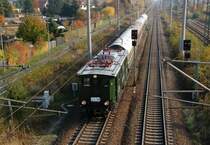 E 77 10 durchf�hrt mit ihrem Sonderzug Engelsdorf, fotografiert am 29.10.09 am Rbf.