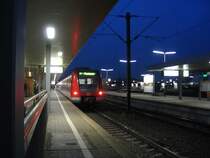 Nacht - 

... im Bahnhof Stuttgart-Bad Cannstatt, 

22.3.2005 (J)