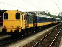 675 auf Bahnhof Heerlen am 9-7-96. Bild und scan: Date Jan de Vries. 