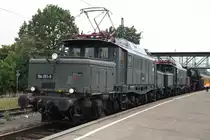 E 194 051 + E 94 279 + BR 23 042 in G�ppingen 18-9-2009