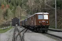 E-Loks 1099 007 & 1099 010 fahren mit REX 6807  �tscherb�r  von St.P�lten nach Mariazell. 
Laubenbachm�hle 29.11.2009