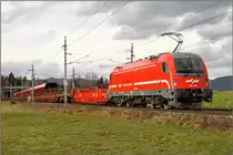 SZ 541 021 �berstellt den Autoschleusenzug 97880 von Mallnitz nach Knittelfeld.
30.11.2009