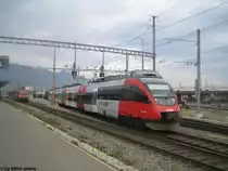 In einem sehr unregelm�ssigen Takt fahren zwischen Feldkirch und Buchs SG die �BB-Talent. Am 27.11.09 verl�sst der 4024 098-8 Buchs SG in Richtung �sterreich.