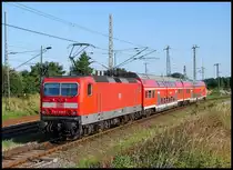 143 848-0 vor einem Erstz RE nach Neustrelitz. Stralsund am 25.07.08 