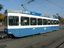 VBZ - Herbstbilder - Tram Be 2/4 2416 unterwegs in der Stadt Z�rich am 01.11.2009