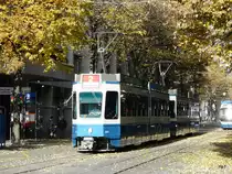 VBZ - Herbstbilder - Tram Be 4/6 2050 unterwegs in der Stadt Z�rich am 01.11.2009
