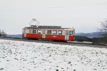 Anl�sslich des Weihnachtsmarktes in Egg verkehrte der BDe 4/4 10 am 6.12.09 als „M�rlibahn“ zwischen Egg und Forch, hier in Neuhaus. Die Fahrten waren �brigens gratis.
