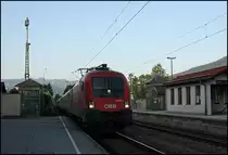 1016 019 durchf�hrt mit dem OEC 568 „INDUSTRIELAND �STERREICH“, Wien Westbahnhof – Bregenz, Kiefersfelden in Richtung Kufstein. (06.08.2009)