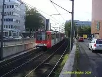 Duewag B80C der KVB (2196) an der Ausfahrt der Haltestelle Barbarossaplatz am 20.10.09