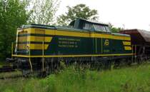 211.074 der Erfurter Gleisbau GmbH steht am 02.06.2005 abgestellt im Bahnhof S�mmerda.