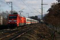 BR 101 108-9 zieht ihren IC 2102 Richtung Basel. Abgelichtet am 13.12.2009 kurz vor der Kinzig�berquerung bei Offenburg.Mein 1. Bahnbild seit gut 6 Monaten und mit neuer Kamera.