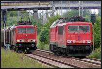 Loktreffen vor dem Hbf STralsund.155 237-1 gezogen von 232 388-9 unterwegs nach Mukran. Und von der Insel kommend 155 161-3, mit G�terzug aus Mukran.   am 02.06.07 