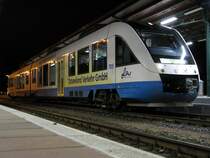 Lint TW 705 der Ola am fr�hen Morgen im Bahnhof von Parchim.