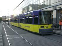 Berlin: Stra�enbahnlinie M6 nach S-Bahnhof Hackescher Markt am S+U Bahnhof Alexanderplatz.
