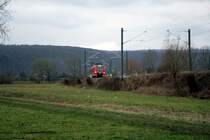 Start der S-Bahn im Elsenztal: Eine S 5 nach Eppingen zwischen Reilsheim und Mauer am 13.12.09.