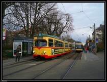 Tw 215 als Linie 5 beim Durlacher Tor. Aufgenommen am 13.12.2009