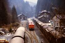 Im Jubil�umsjahr 1985 war in Nordhalben noch richtig was los. Der Platz reichte aber zum Umsetzen des DGEG-Sonderzugs mit V80 002.