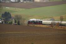 52 8047 und 52 8079 am 06.12.09 auf Talfahrt bei L��nitz.