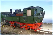 99 5902  (Baujahr 1898) mit Traditionszug auf dem Brocken. (07.12.2009)