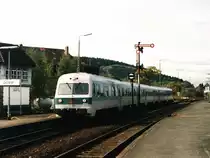 614 082-4 mit RB 3529 G�ttingen-Braunschweig auf Bahnhof Goslar am 17-10-1997. Bild und scan: Date Jan de Vries.