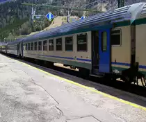 TRENITALIA 2. Klasse Wagen, im R 2261 nach Bologna Centrale, im Bf Brenner; 08.05.2008