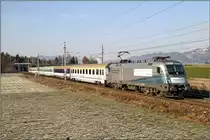 Werbelok 1116 038 Siemens f�hrt mit EC 102  Polonia  von Villach nach Warschau.
Zeltweg