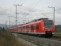 425 765-5 und 425 611-1 als RB 18327 (Heidelberg Hbf-Bad Friedrichshall-Jagstfeld) am 13. Dezember 2009 bei Meckesheim.