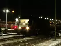 Hier steht der ER 20 005 Abfahrbereit in der Nacht des 18.12.2009 in Regensburg Hbf. 
