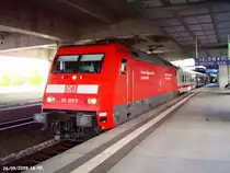 101 105-5 mit dem EC 179 am 26.09.2009 in Berlin-S�dkreuz.