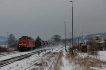 233 288 am 21.12.2009 mit G�terzug in Luitpoldh�tte