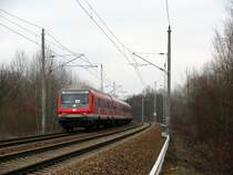 Da kommt der n�chste RE von Leipzig nach Cottbus geschoben von 182 008-3.